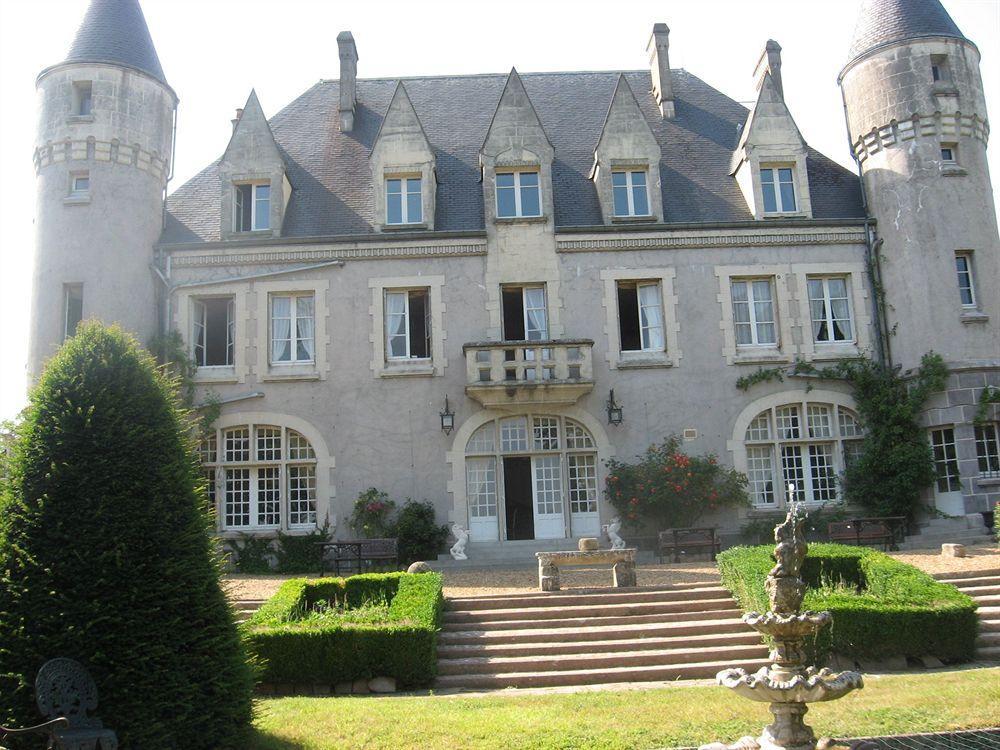 Готель Chateau De Montbrun Сен-Мішель-Шеф-Шеф Екстер'єр фото